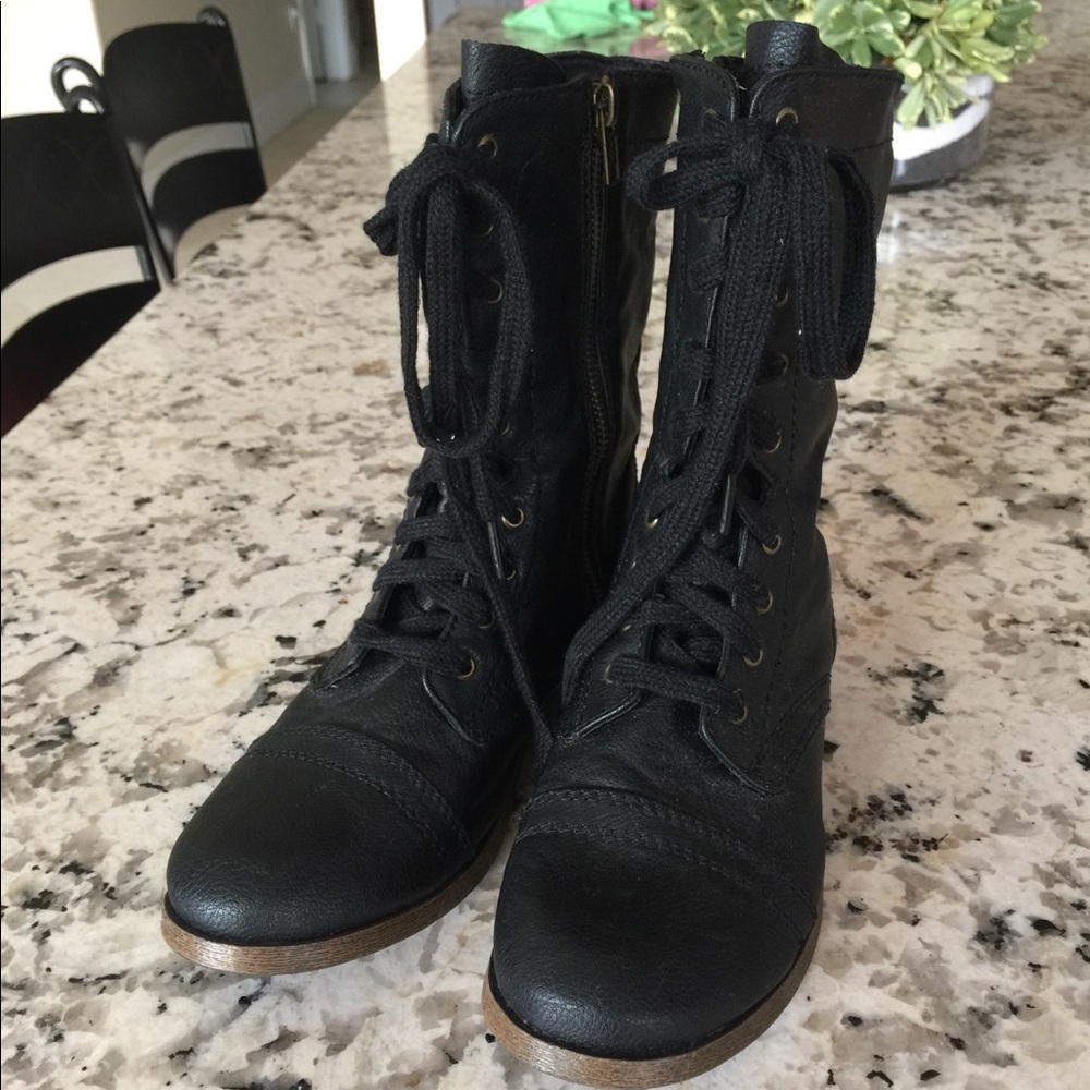 Target Combat Black Boots